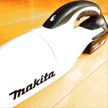 【マキタのコードレス掃除機】充電だってストレスフリーに♪