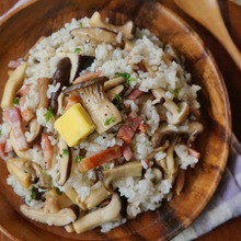 きのこの旨味がたっぷり! ガリバタきのこの混ぜご飯