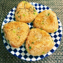 お弁当にも◎激ウマ!ネギおかかチーズバター醤油焼きおにぎり