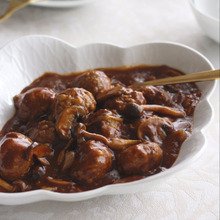 ミートボール♪きのこデミグラスソース