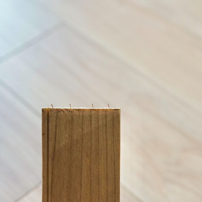 突起の針に注意して下さい