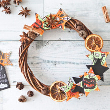 100均×デコパージュで雑貨屋さんみたいなオシャレリース