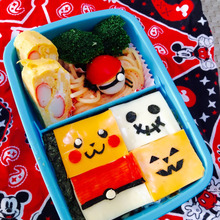 ポケモンとハロウィンのモザイク弁当!プチトマトとうずらでモンスターボールの作り方