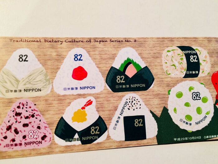 おにぎりも色々な種類があります。