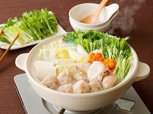 【ぽかぽか鍋レシピ】シャキシャキ水菜の地鶏だし塩鍋
