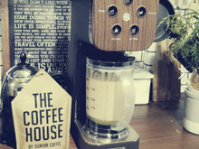 ミキサーにもコーヒーメーカーにもなるクワトロチョイス