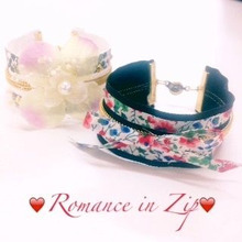 リバティ生地が可愛いフラワーZIPブレスレット♡