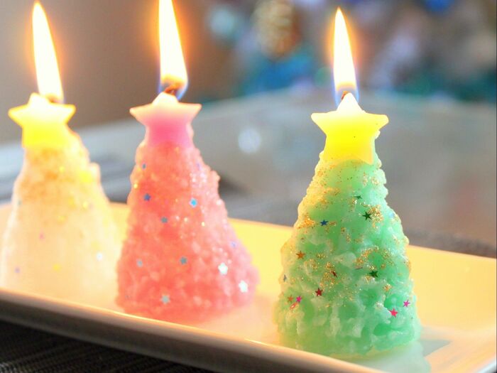 クリアホルダーを使ってクリスマスツリーキャンドル作り♪