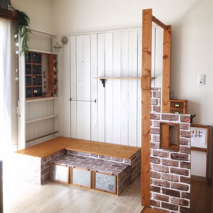 2年ほど前にDIYしたカラーボックス小上がりスペース