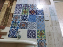 壁紙DIY!どれにしようか?迷った時は…どれも使ってみる!?まだまだ未完成の洗面室!