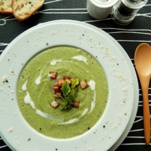 栄養価満点の大根の葉っぱで優しいお味のポタージュ