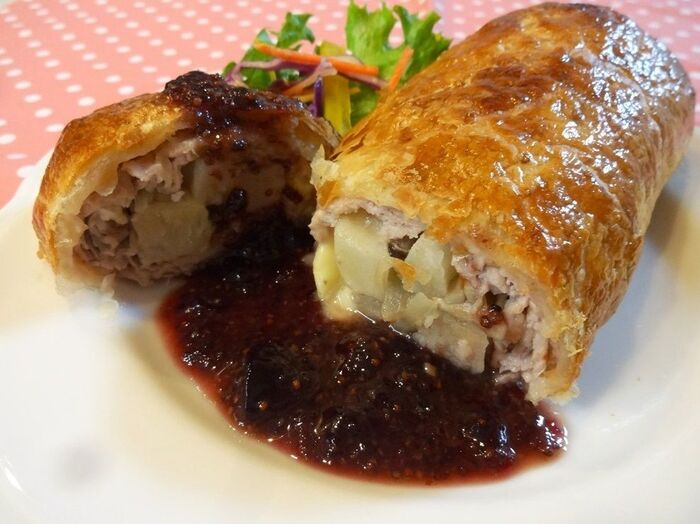 パーティに♪子どもたち大喜び♪フルーティ☆豚肉のパイ包み焼き