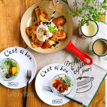 ダイソーで見つけた!カフェ風の使える白皿♡