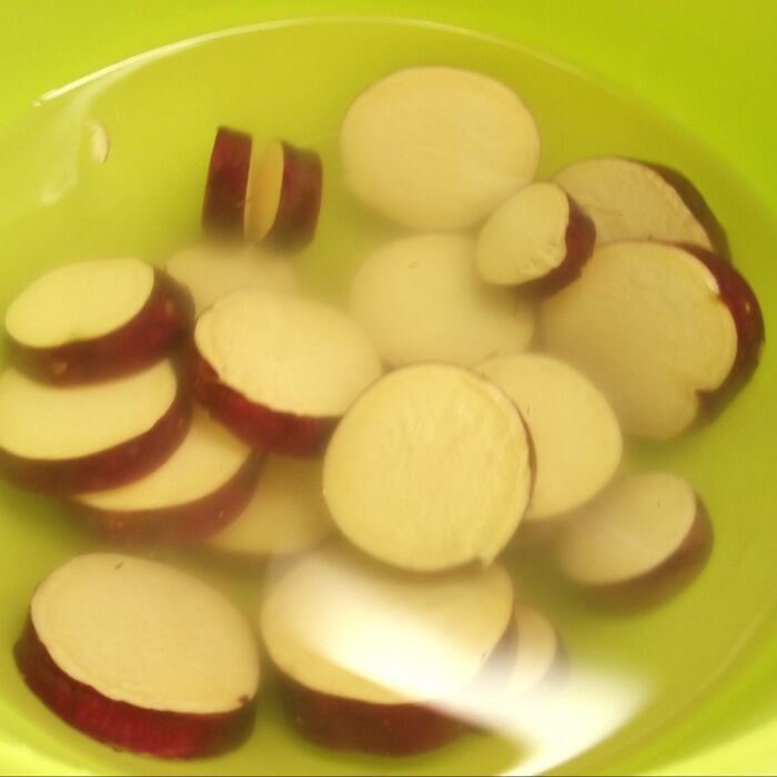 薩摩芋を焼く