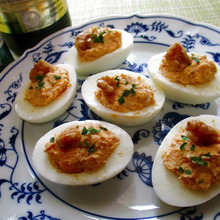 ツナとじゃがいものスタッフドエッグ