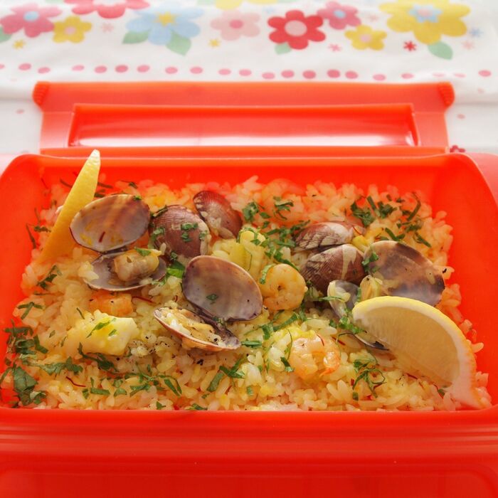 あったかごはん「あさりとセロリのパエリア」