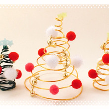 セリアのワイヤーで作る★オシャレなクルクルツリー