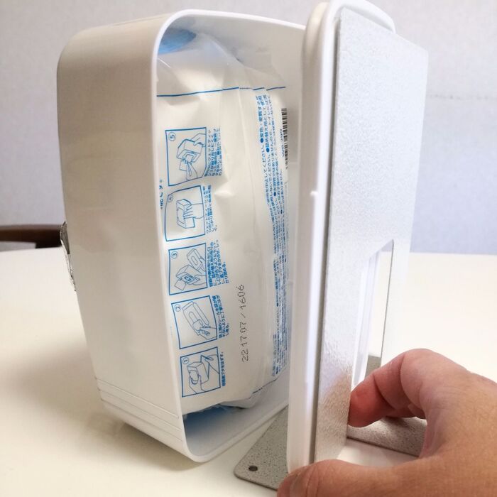少しずらして取り付ける