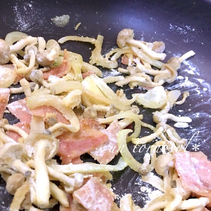 ④粉っぽさがなくなるまで混ぜて!