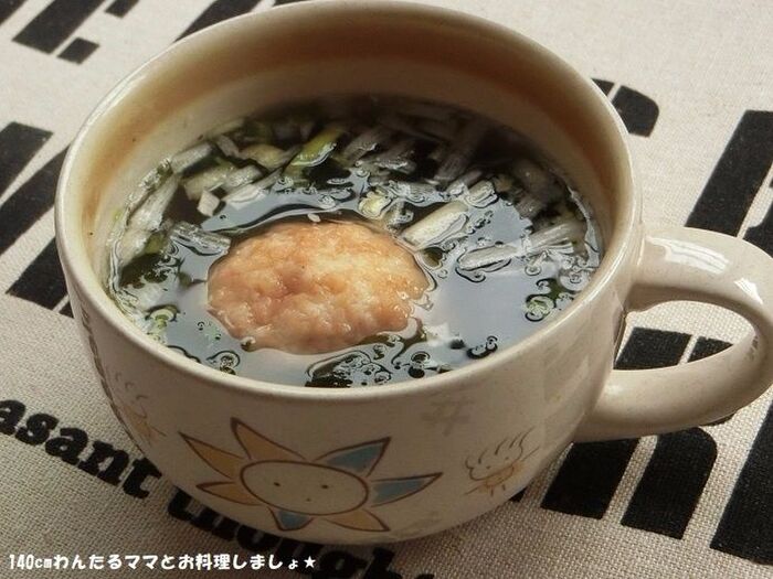 市販のワカメスープにちょい足し~「簡単★たこ焼きワカメスープ」