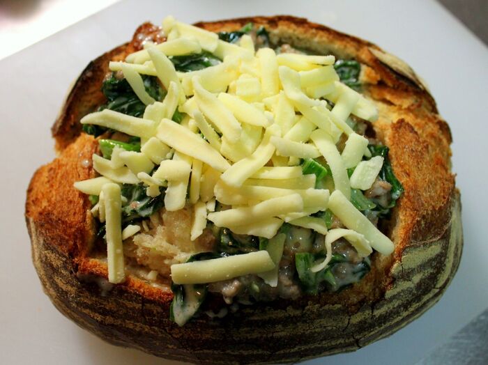 ④チーズをのせる