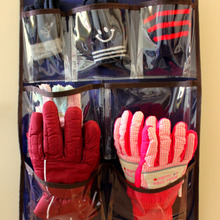 手袋は100均ウォールポケットで収納!