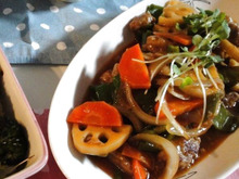 揚げずにレンジだけでヘルシー♪主婦にうれしい時短技!豚こまさっぱり酢豚