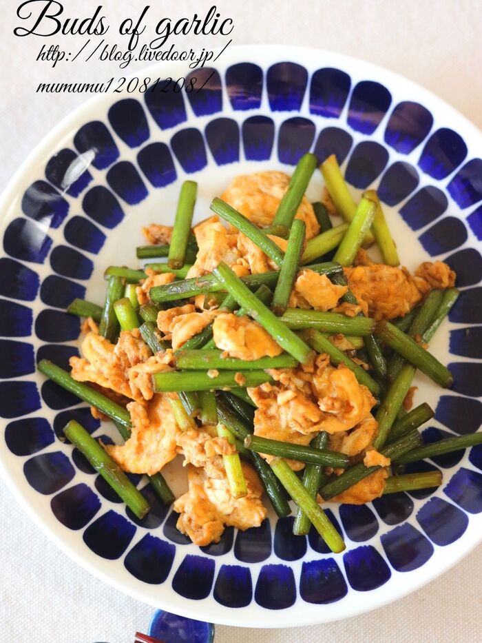 にんにくの芽と卵の中華炒め。