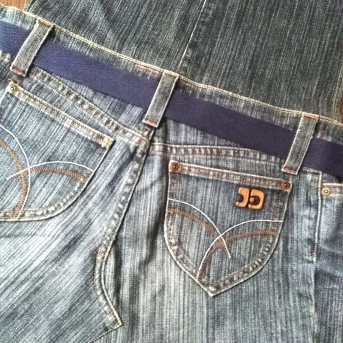 腰(お腹?)部分アップ