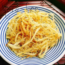 秒殺おつまみ♪ビールが進む♪さきいかのバターペッパー炒め