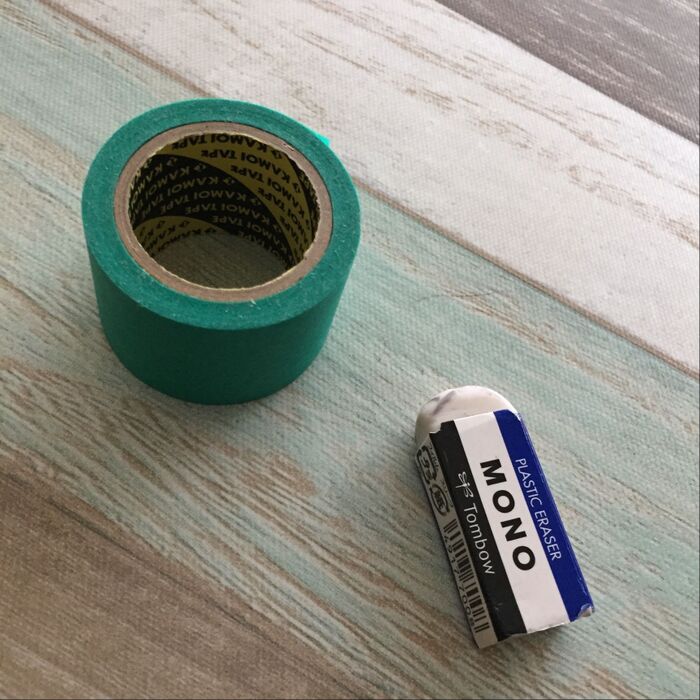 消しゴムのお供に、マステで楽チン後片付け♪