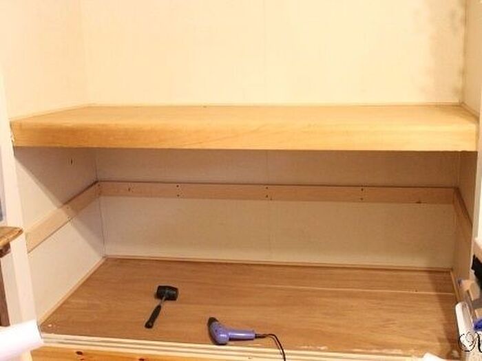 始まった押し入れ解体!