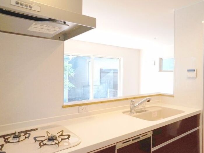 汚れがこびりつく前に!レンジフード掃除をラクにする頻度は●●回!