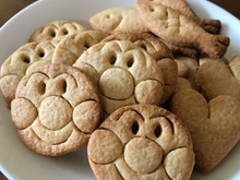 牛乳パックで作る!アンパンマンクッキーの作り方