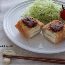 高野豆腐と豚肉のミルフィーユカツと味噌ソース