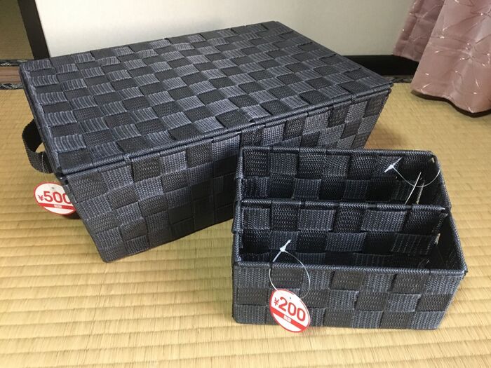 ダイソーのカゴを縦使いにしてツールボックスに