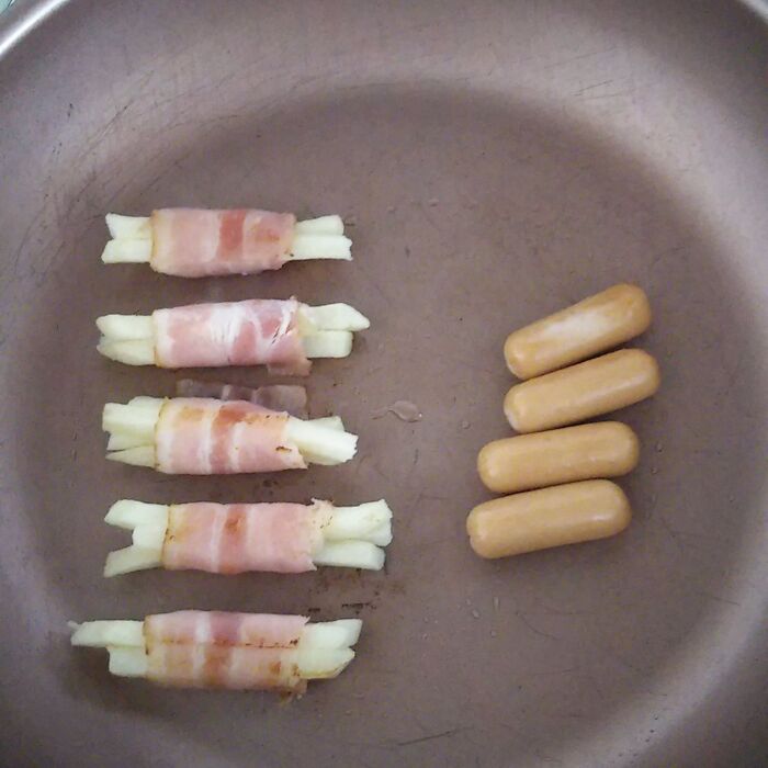 フライパンで焼いていきます