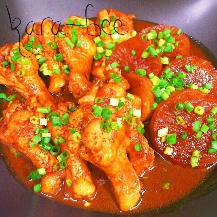 フライパンでやわらか味染み♡手羽大根のほっこり甘味噌煮