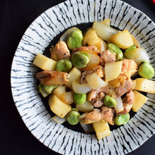 しっとりとぅる~ん♥鶏肉と長芋とそら豆のめんつゆ炒め【*めんつゆ*鶏むね肉】5~10分