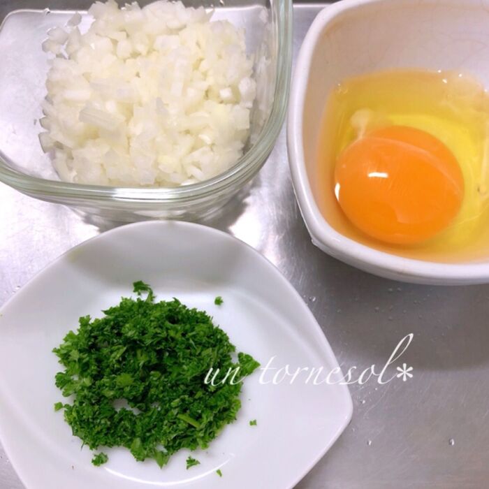 ②玉ねぎは粗みじん切りでも◎