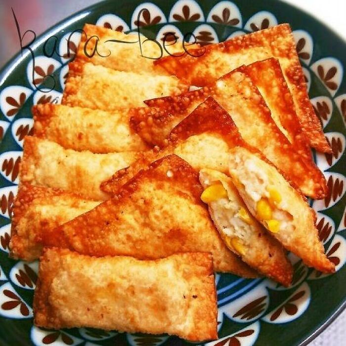 揚げ焼きでOK♡はんぺんツナマヨチーズのワンタン包み揚げ