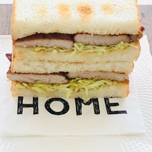 米粉パンで♪ポークソテーサンド