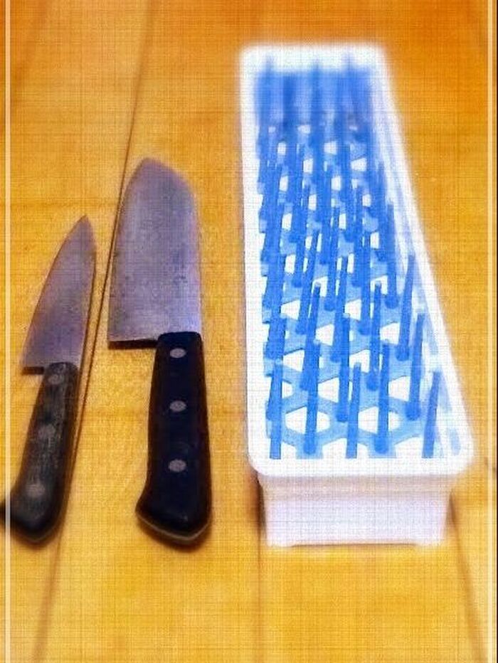 包丁はトゲトゲ収納(簡単DIY)