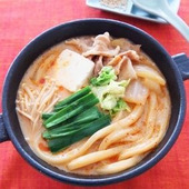一鍋で満足!あつあつレシピ「豆乳チゲ鍋うどん」