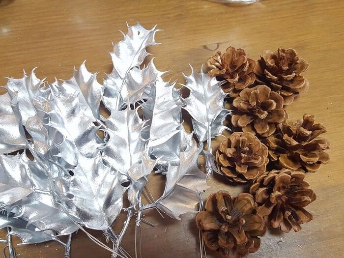 木の実はワイヤリングをします