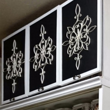 トイレットペーパーの芯でパタパタ扉のアイアン風飾り