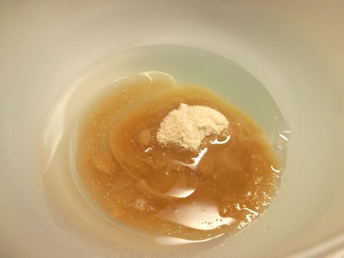 オーブンを180度に予熱してから 生地作り