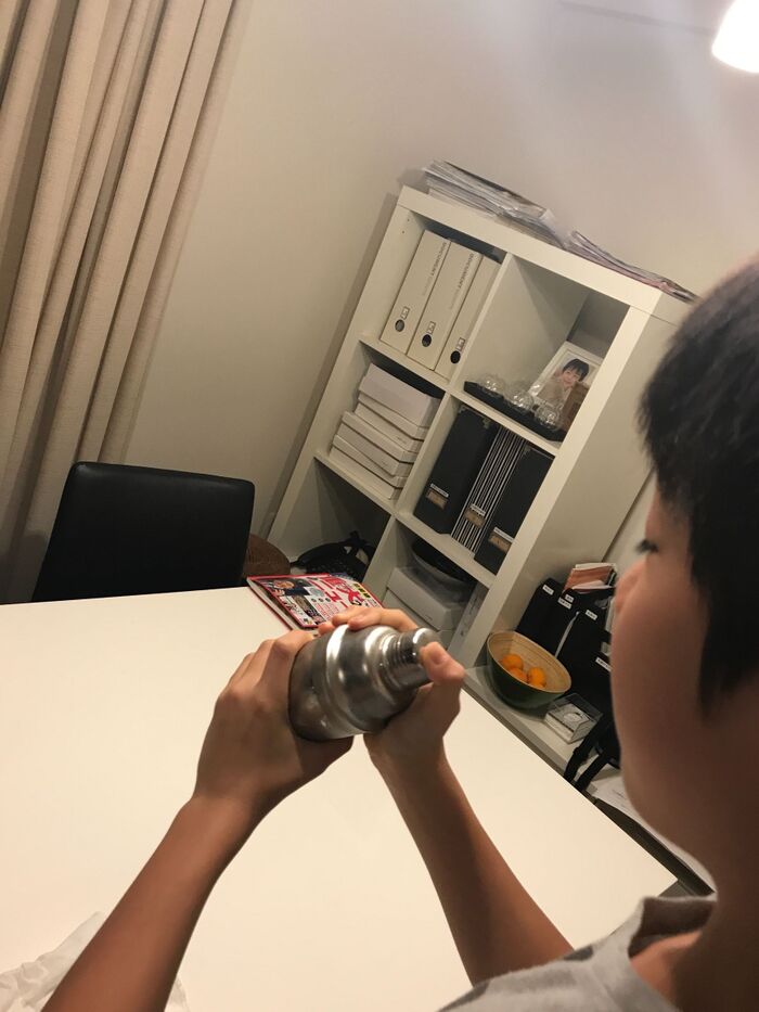 息子もカクテル作り!!