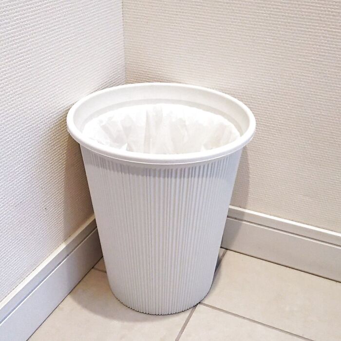 ごみ袋を見せないごみ箱の作り方☆袋ストックもできてシンプル