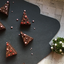 市販のお菓子で超簡単!クリスマスツリー